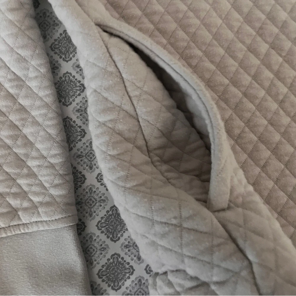 Quilted Henley Pullover Hoodie - Light Gray - Picture 6 of 6